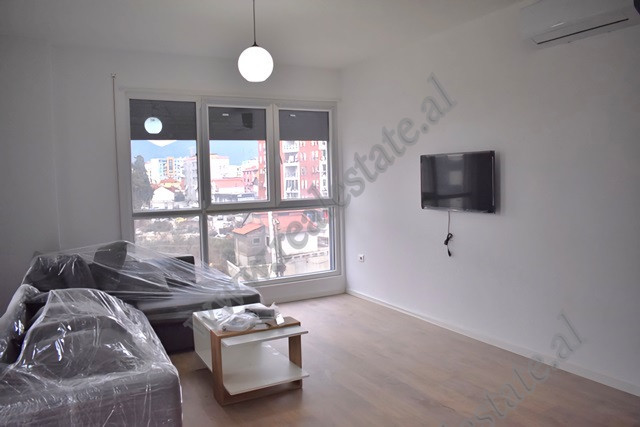 Apartament 2+1 me qira ne zonen e Don Boskos ne Tirane .